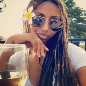Meet your Posher, Keisha